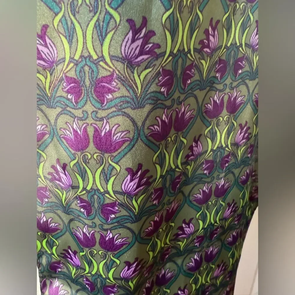 Collection XIIX Floral Purple Tulip Print Scarf‎ Silky Feel Easter Spring